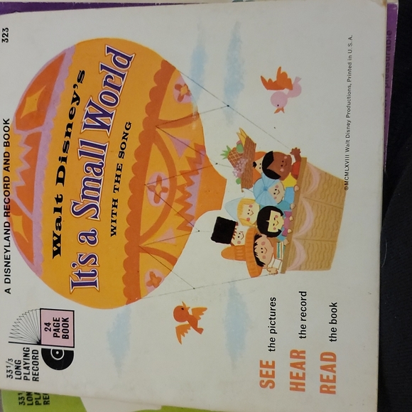 1968 A DISNEYLAND RECORD AND BOOK "Its a Small World"